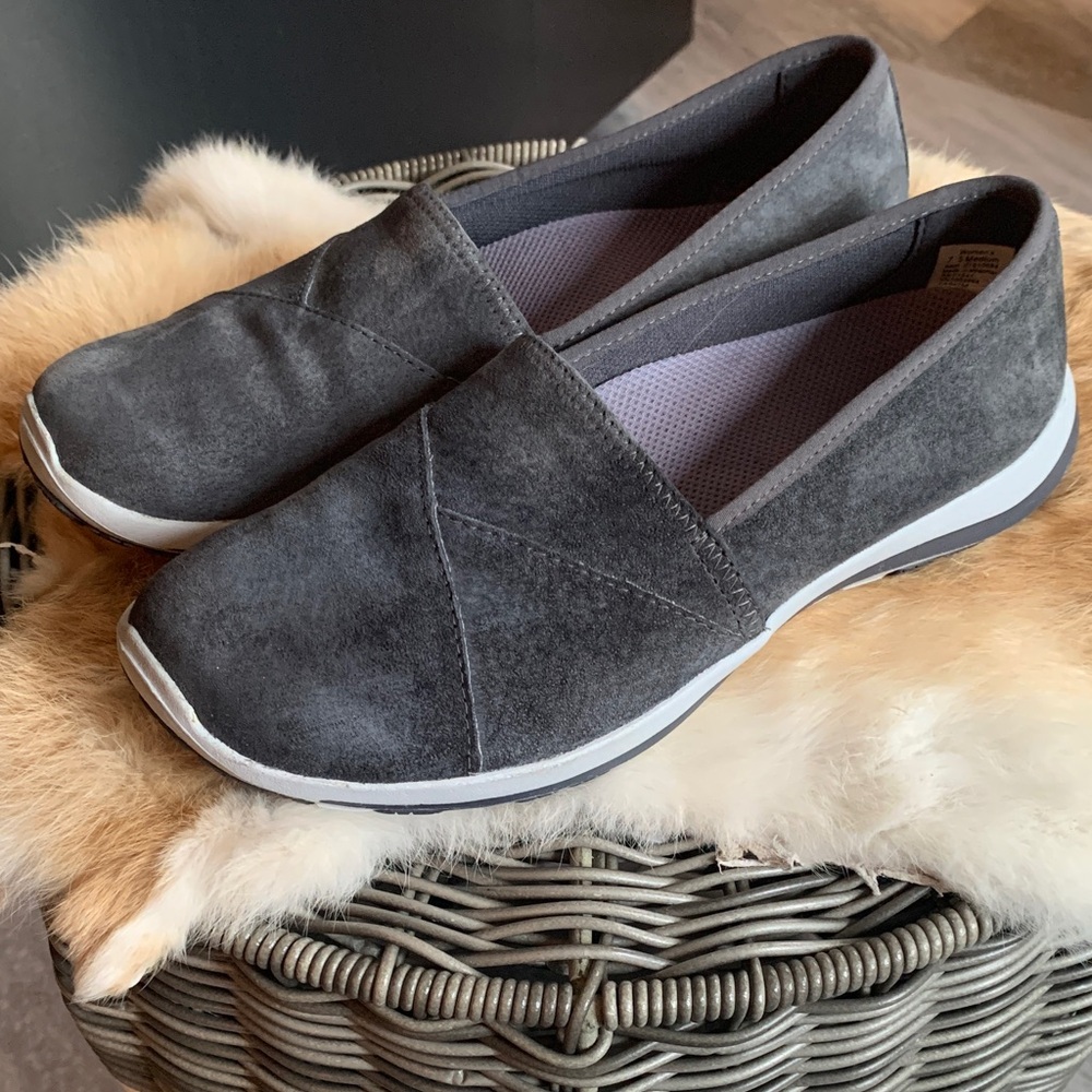 LL Bean Back Cove Stretch Nubuck Leather slip ons